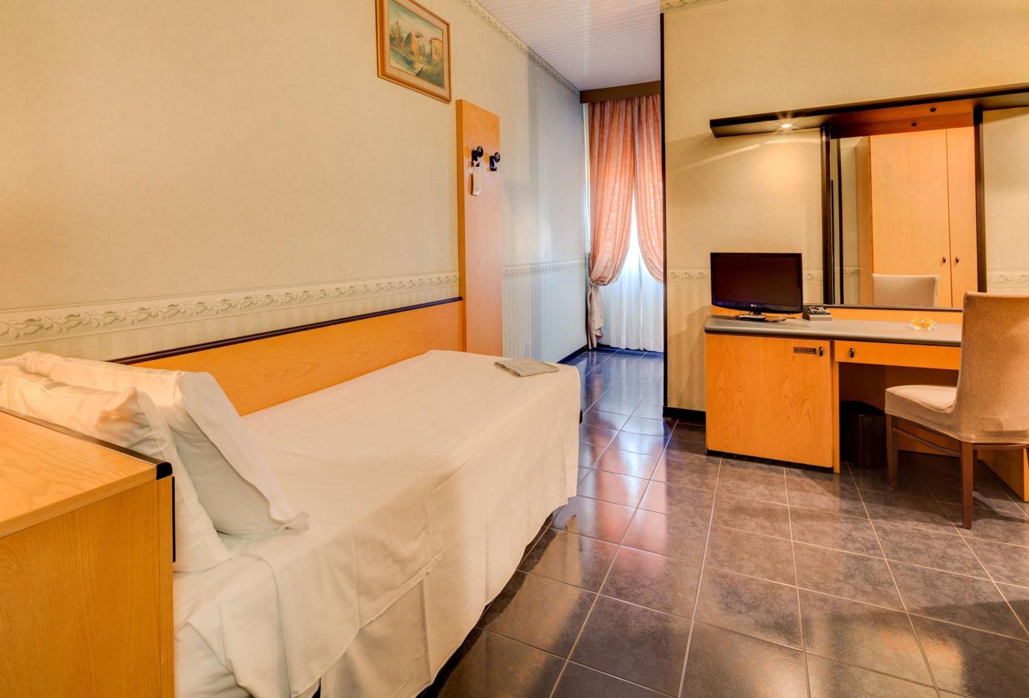 Economy Single Room,1274477092:JPEG